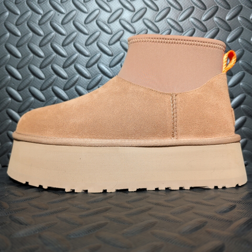 UGG CLASSIC MINI DIPPER BOOT 'CHESTNUT' 1168170-C… - image 3